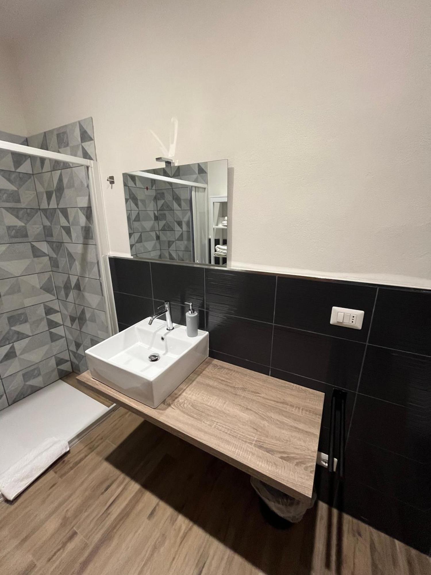 Casa Nel Borgo Di Capraia Монтелупо Фиорентино Екстериор снимка